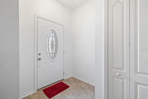 3216 Lynrock Avenue Dundee FL 33838