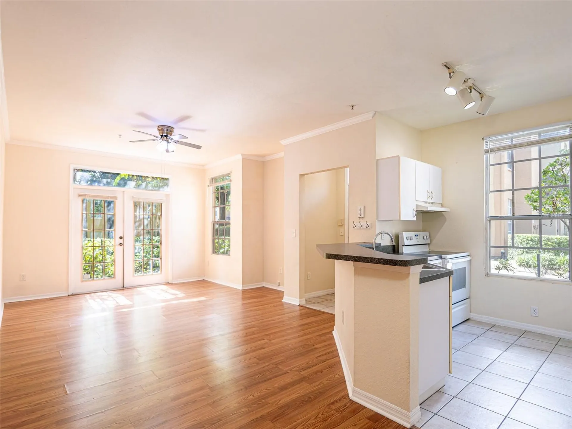 6320 Raleigh Street Orlando FL 32835