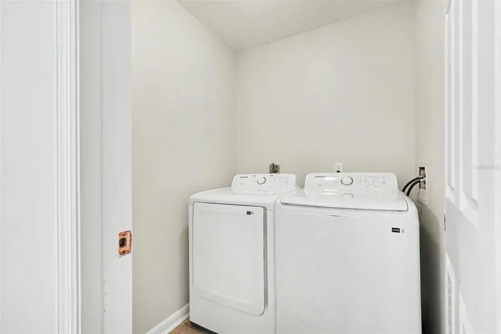 3267 39th Street S St Petersburg FL 33711