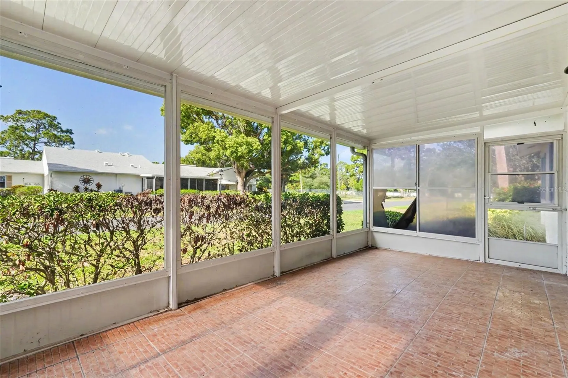 3267 39th Street S St Petersburg FL 33711