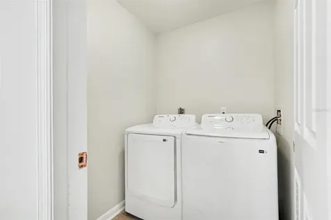 3267 39th Street S St Petersburg FL 33711