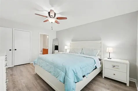 3267 39th Street S St Petersburg FL 33711