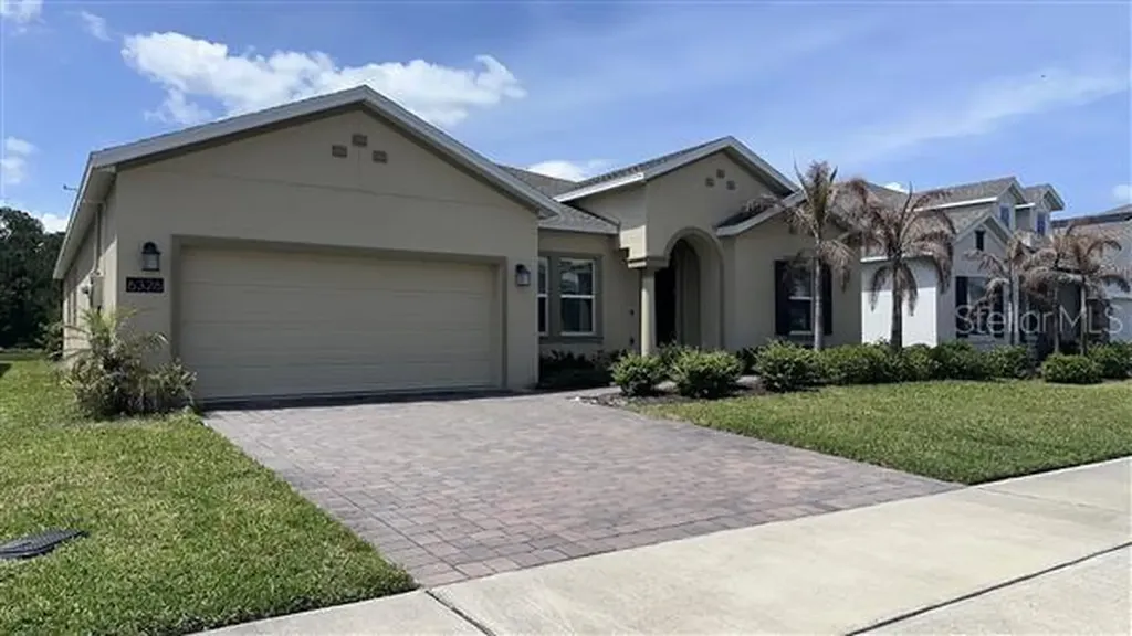 6326 Lakepine Street St Cloud FL 34771