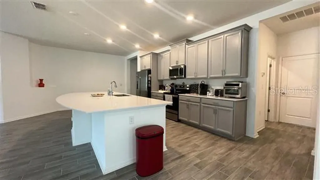 6326 Lakepine Street St Cloud FL 34771