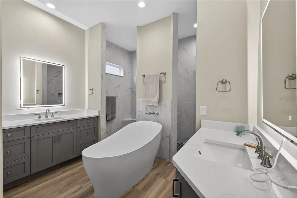 1208 Sunset Lane Lutz FL 33549
