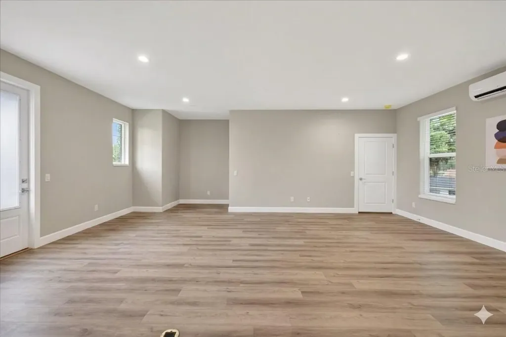 1208 Sunset Lane Lutz FL 33549