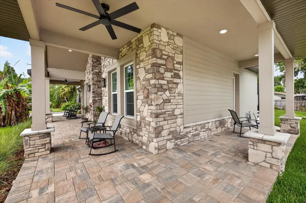 1208 Sunset Lane Lutz FL 33549