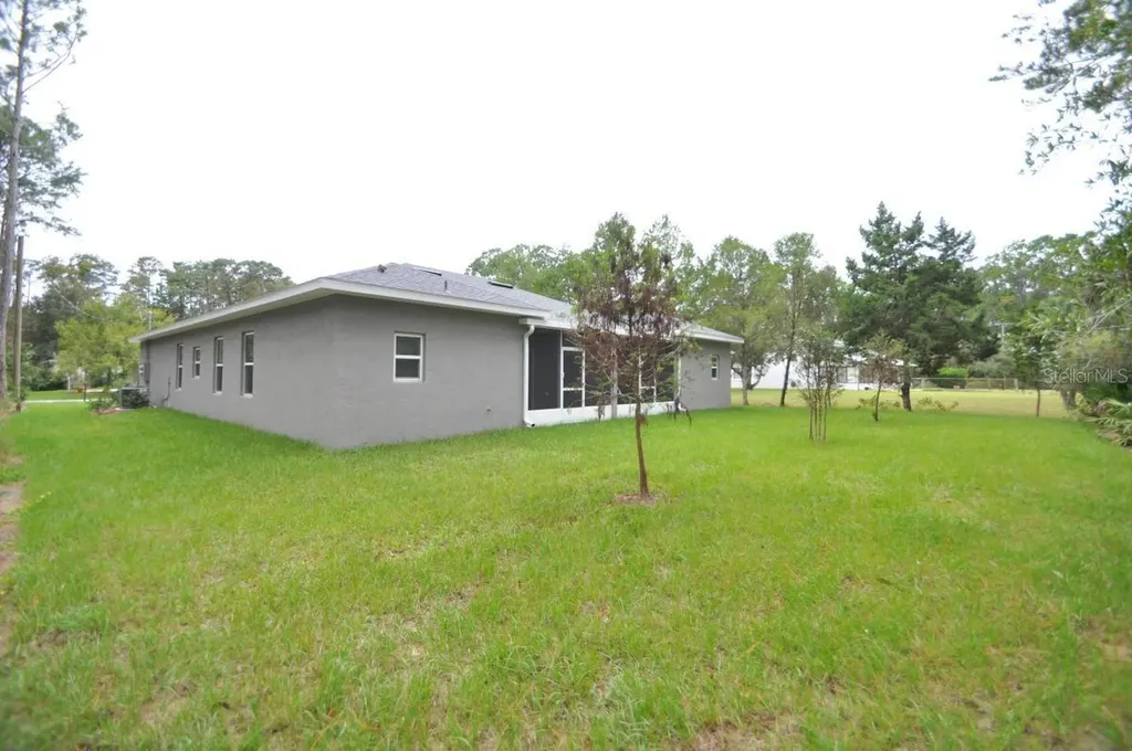 11 Ullynn Place Palm Coast FL 32164