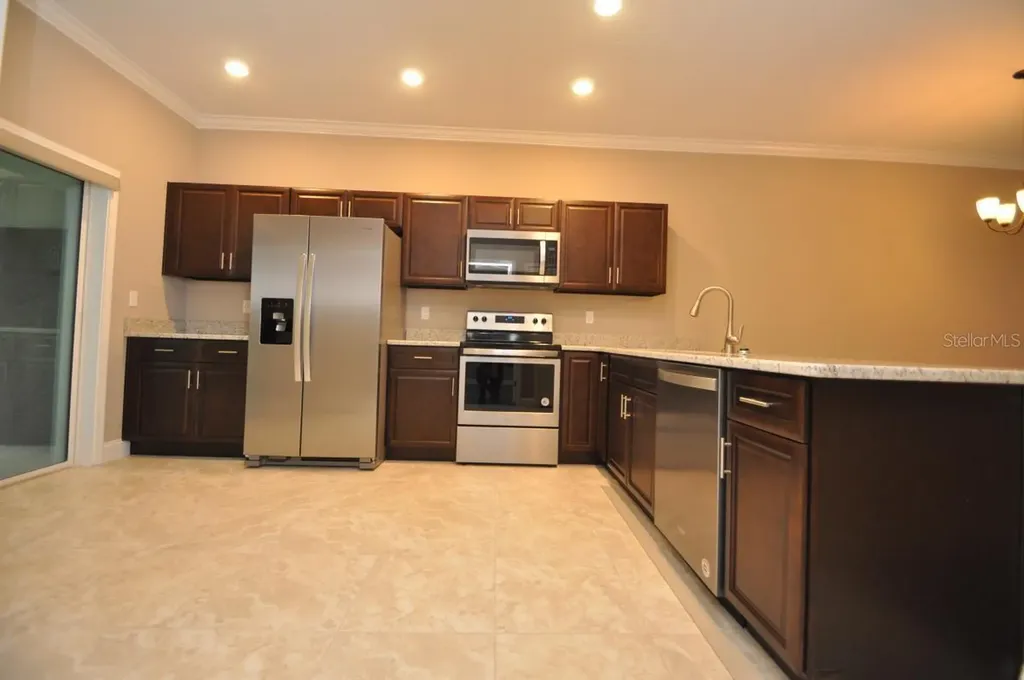 11 Ullynn Palm Coast FL 32164