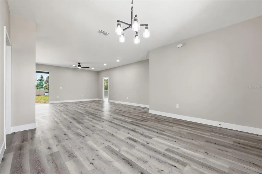 367 Camellia Court Kissimmee FL 34759