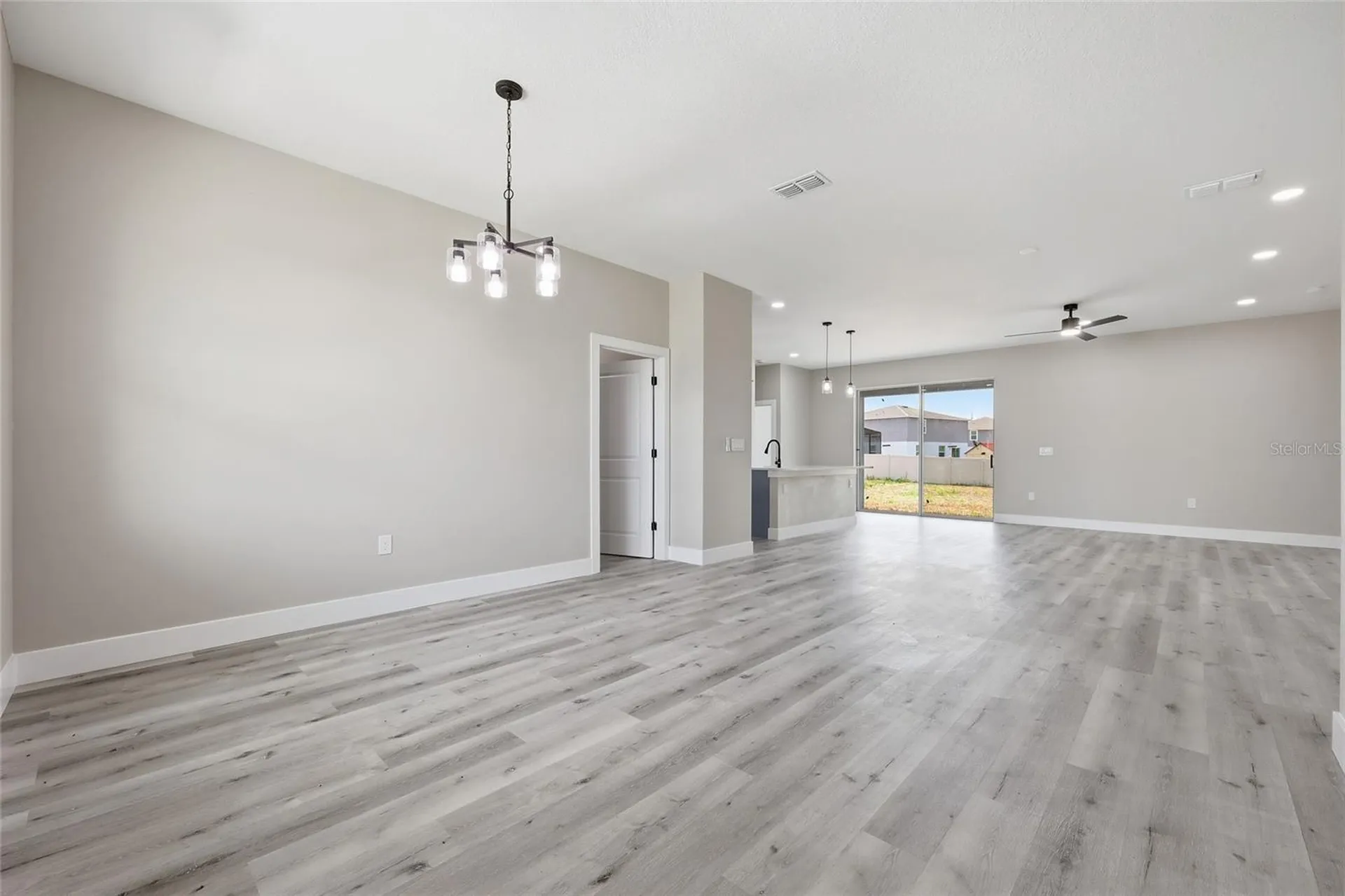 367 Camellia Court Kissimmee FL 34759