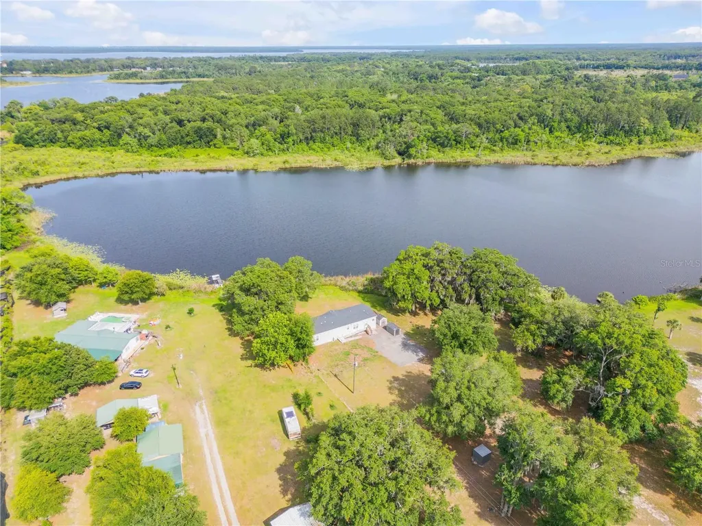 640 Union Avenue Crescent City FL 32112