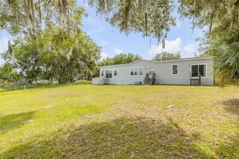 640 Union Avenue Crescent City FL 32112