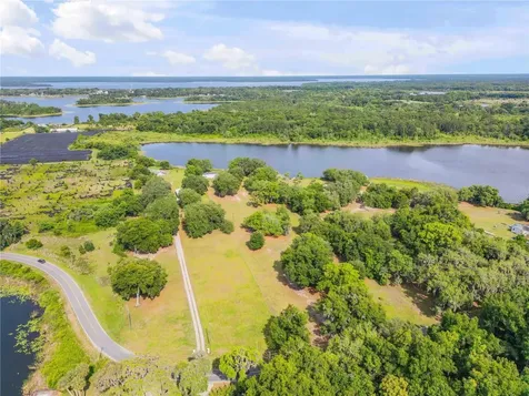 640 Union Avenue Crescent City FL 32112