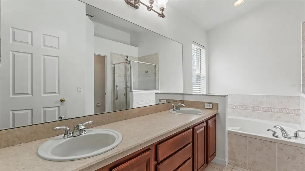 155 Thornbury Drive Kissimmee FL 34744