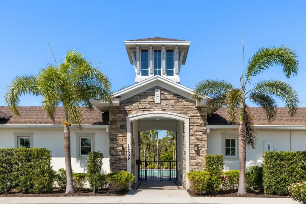 5744 Woodland Sage Drive Sarasota FL 34238