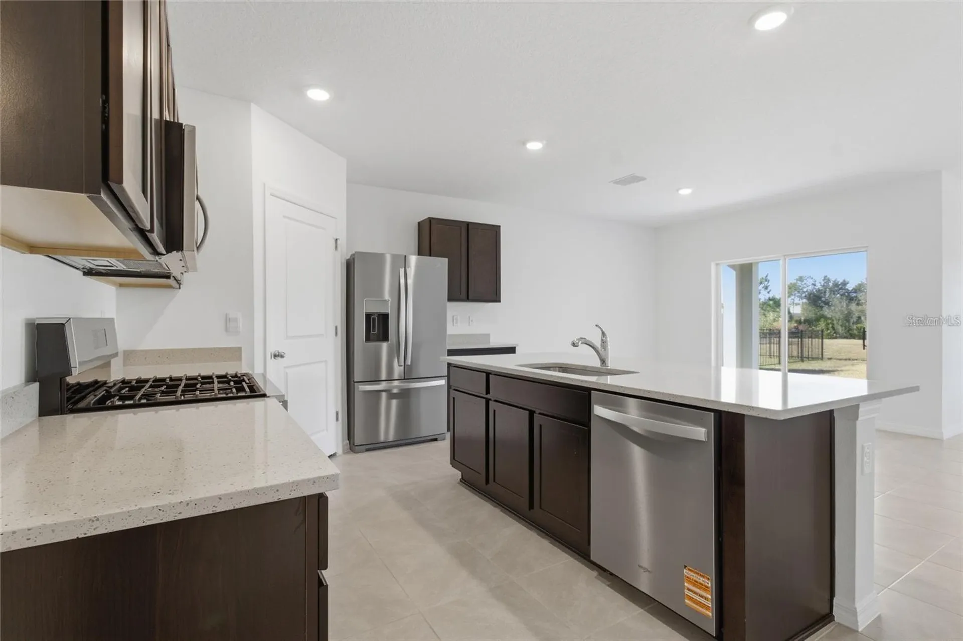 2919 Gardiner Lane Zephyrhills FL 33541