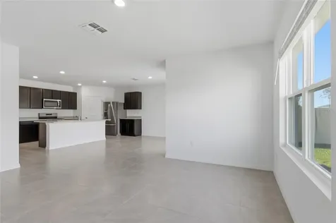2919 Gardiner Lane Zephyrhills FL 33541