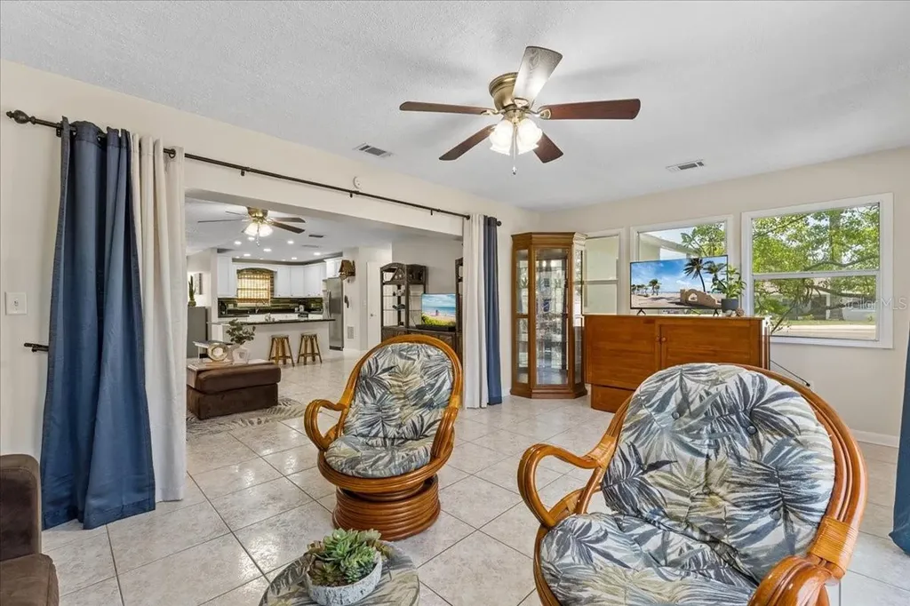 344 Crosswinds Drive Palm Harbor FL 34683