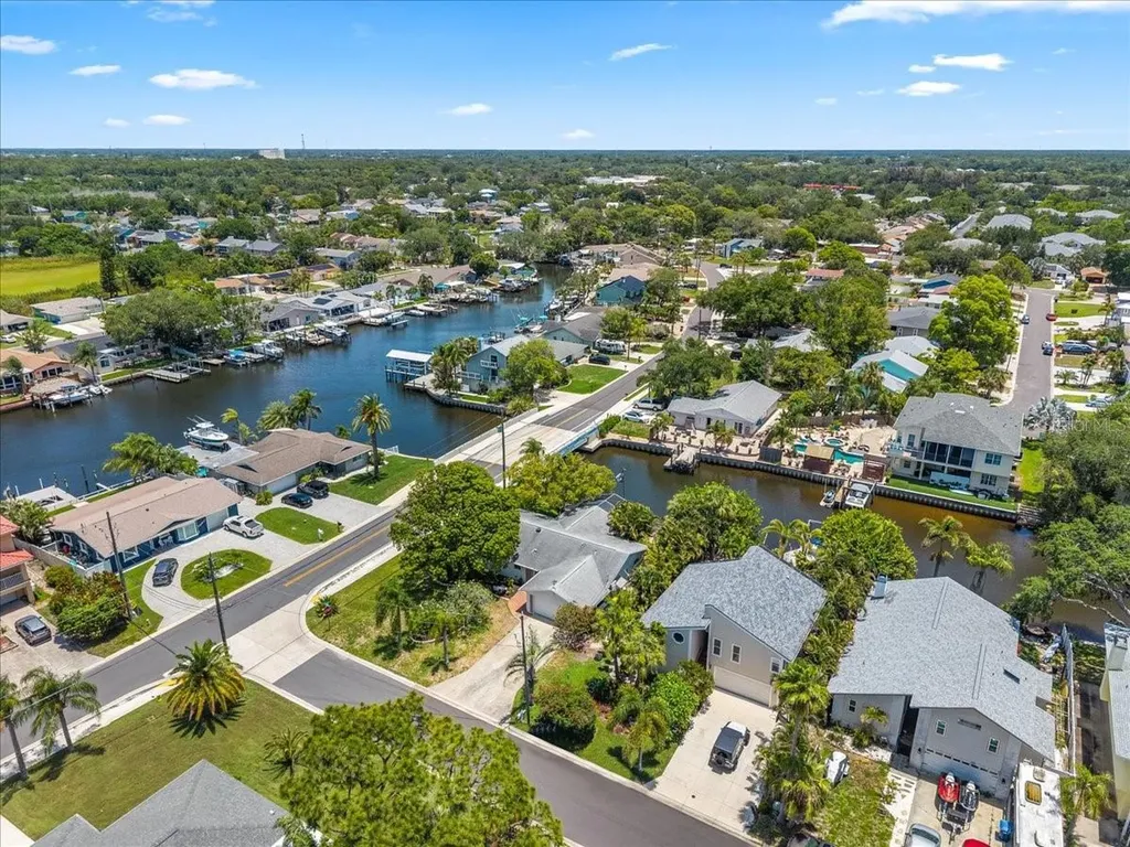 344 Crosswinds Drive Palm Harbor FL 34683