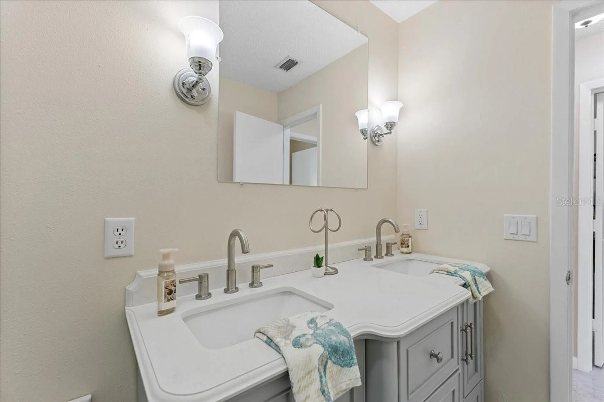 344 Crosswinds Drive Palm Harbor FL 34683