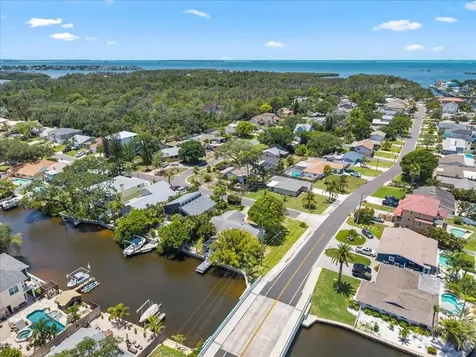 344 Crosswinds Drive Palm Harbor FL 34683