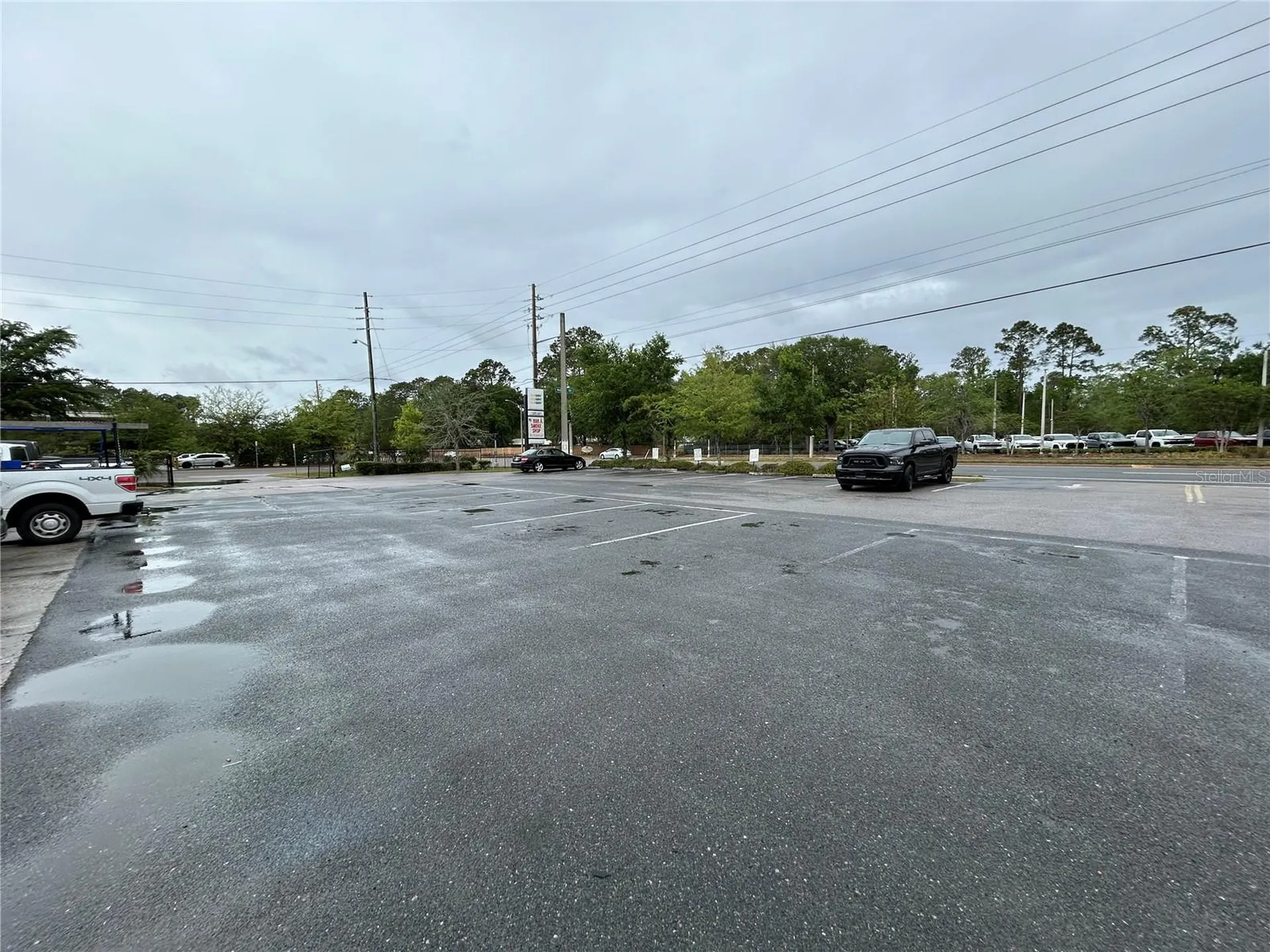 203-221 NE 39th Avenue Gainesville FL 32609