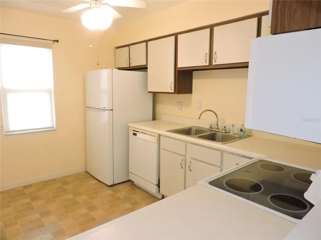 130 E Johnson Avenue Lake Wales FL 33853
