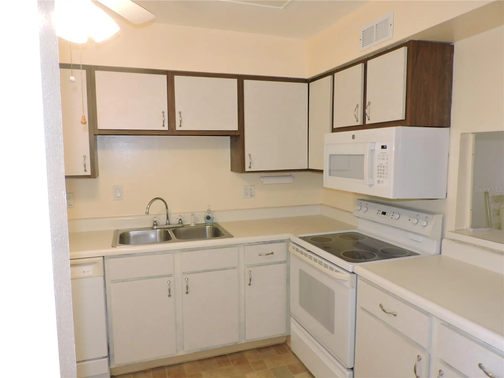 130 E Johnson Avenue Lake Wales FL 33853
