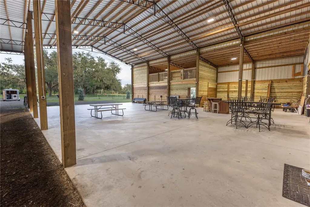 12523 Cr 721 Webster FL 33597