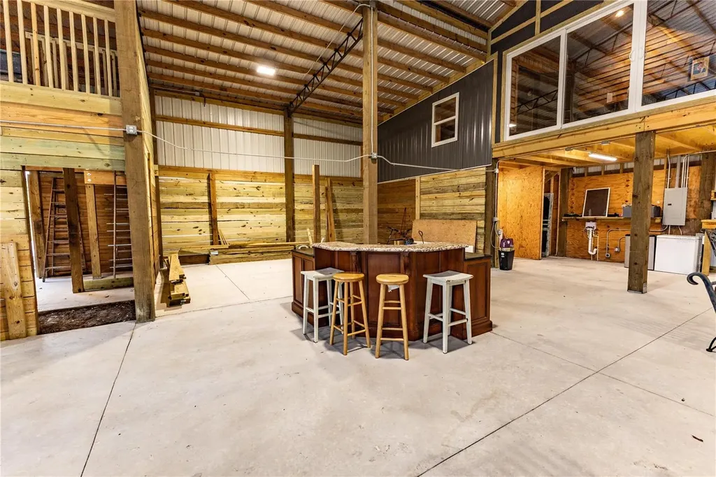 12523 Cr 721 Webster FL 33597