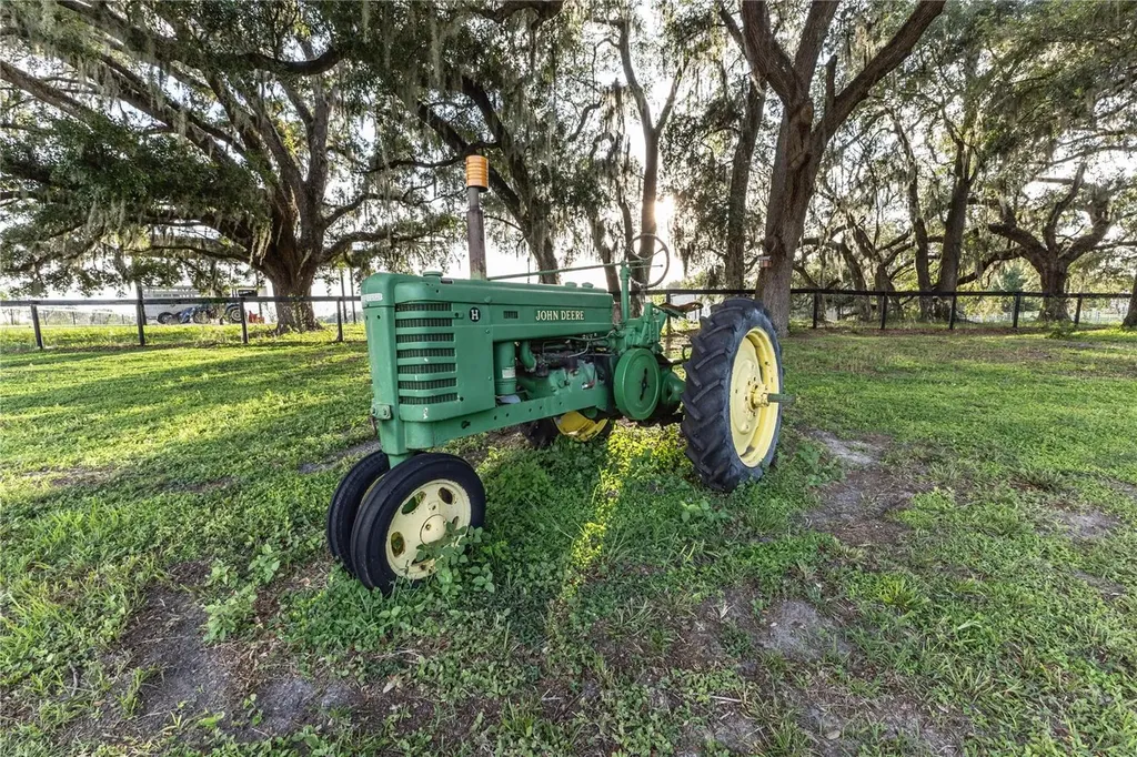 12523 Cr 721 Webster FL 33597