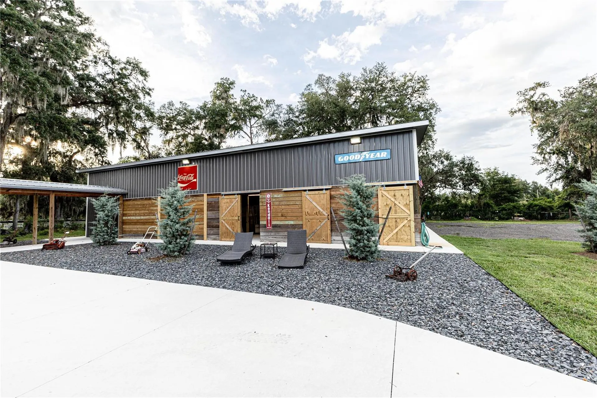 12523 Cr 721 Webster FL 33597