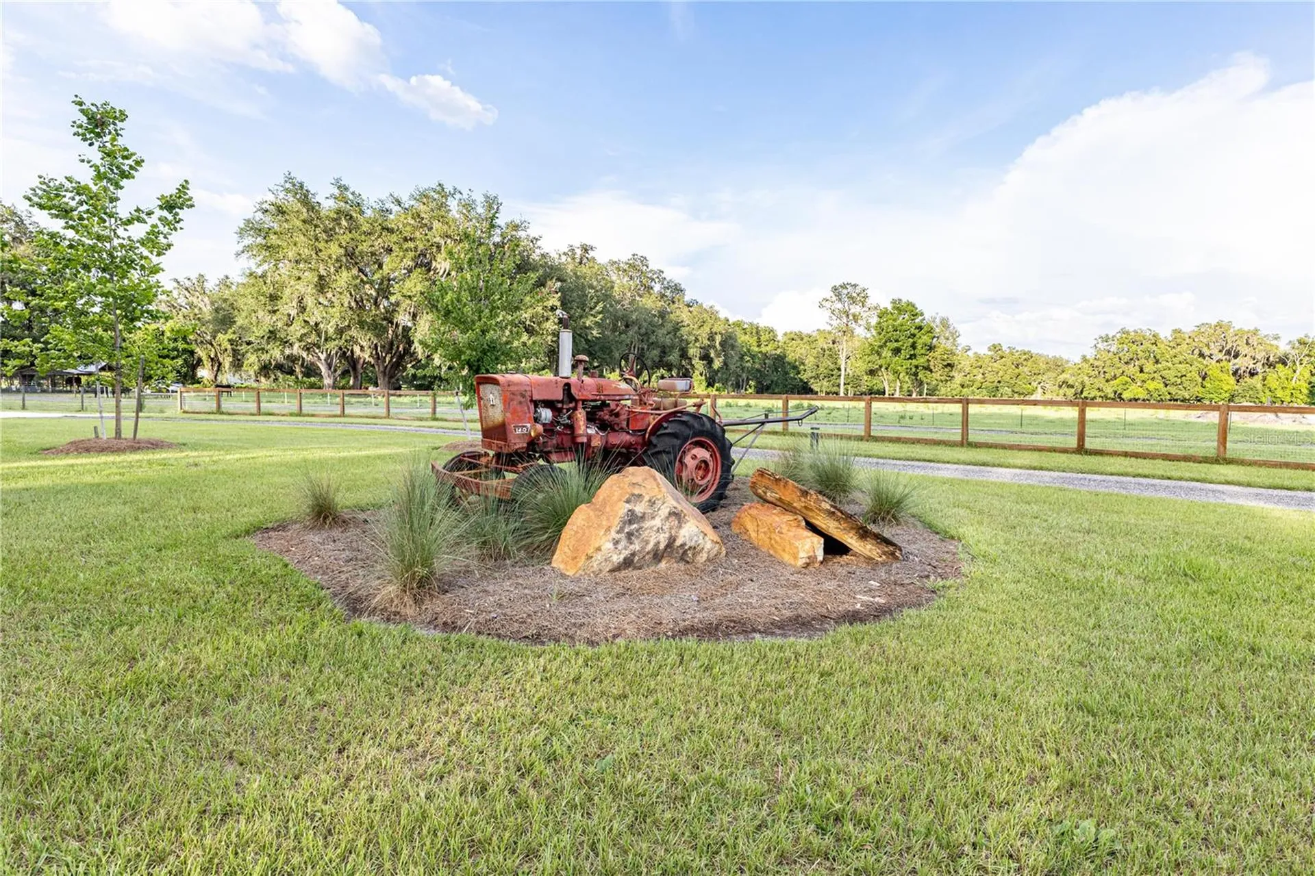 12523 Cr 721 Webster FL 33597
