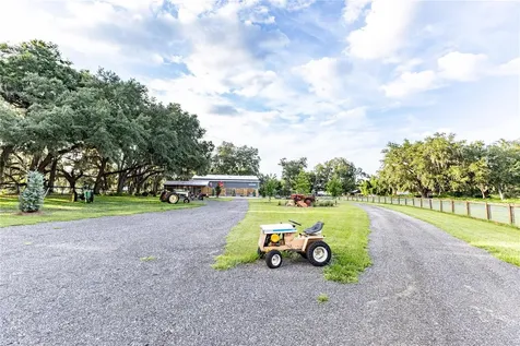 12523 Cr 721 Webster FL 33597