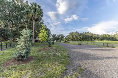 12523 Cr 721 Webster FL 33597