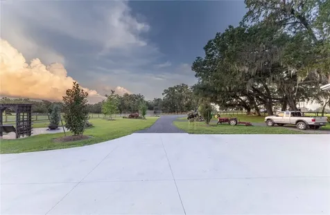12523 Cr 721 Webster FL 33597