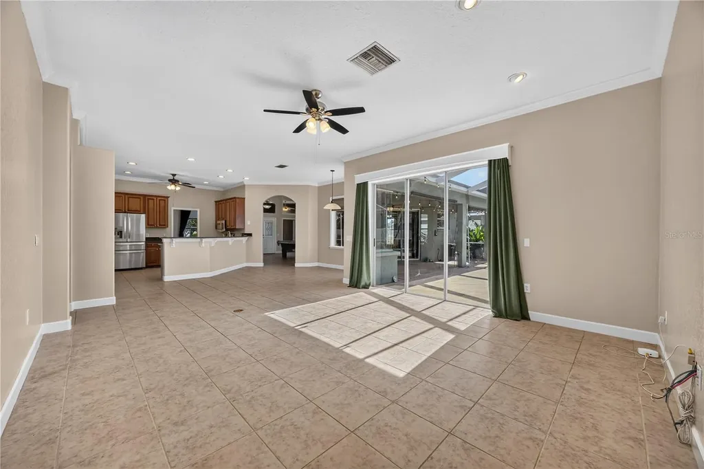 355 Ruby Lake Loop Winter Haven FL 33884