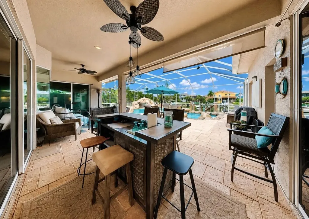 929 Allegro Lane Apollo Beach FL 33572