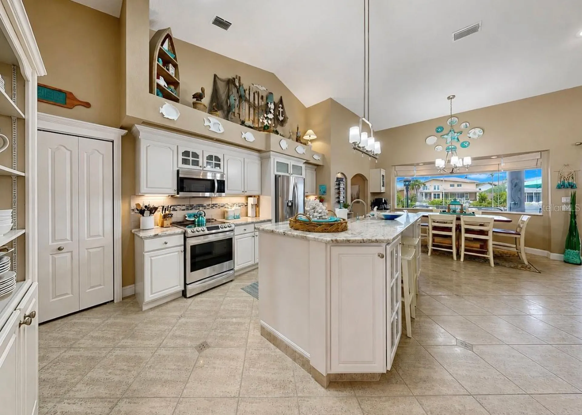 929 Allegro Lane Apollo Beach FL 33572
