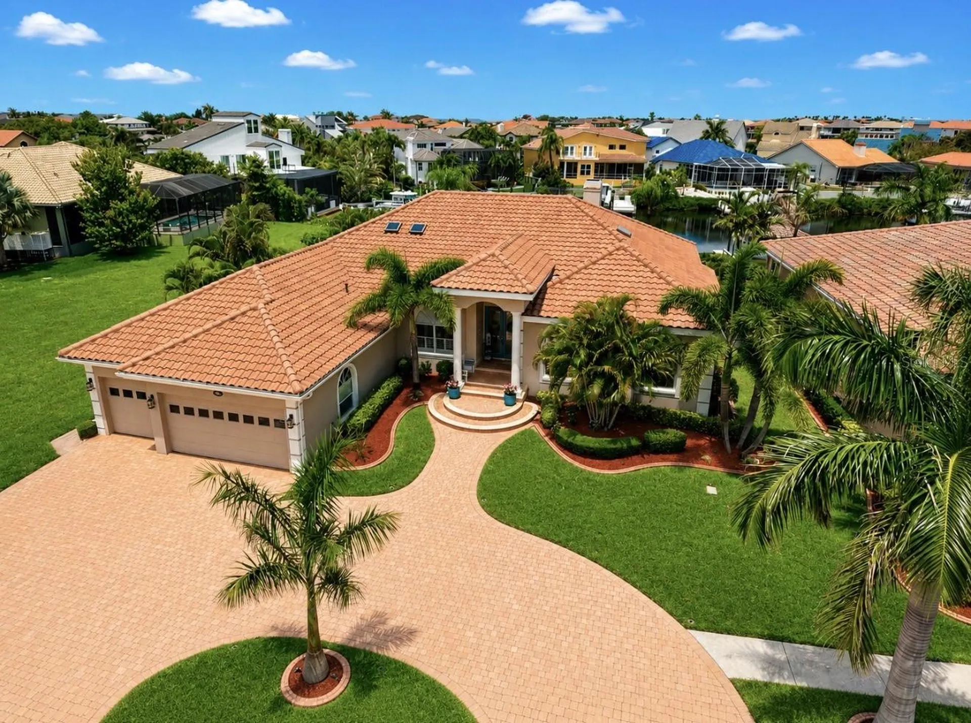 929 Allegro Lane Apollo Beach FL 33572