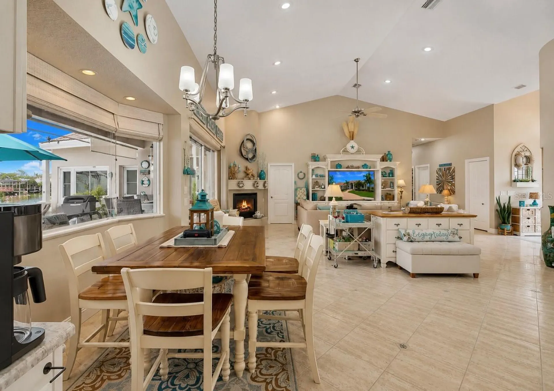 929 Allegro Lane Apollo Beach FL 33572