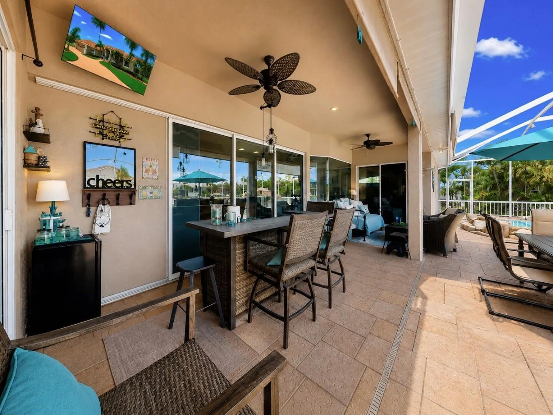 929 Allegro Lane Apollo Beach FL 33572