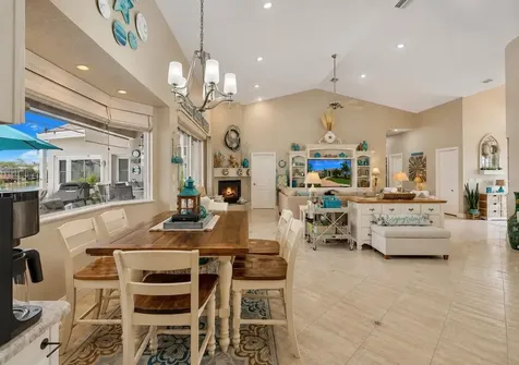 929 Allegro Lane Apollo Beach FL 33572