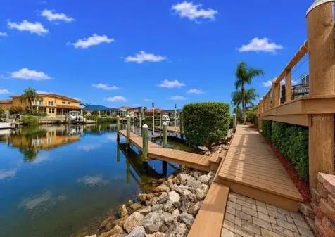 929 Allegro Lane Apollo Beach FL 33572