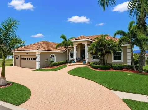 929 Allegro Lane Apollo Beach FL 33572