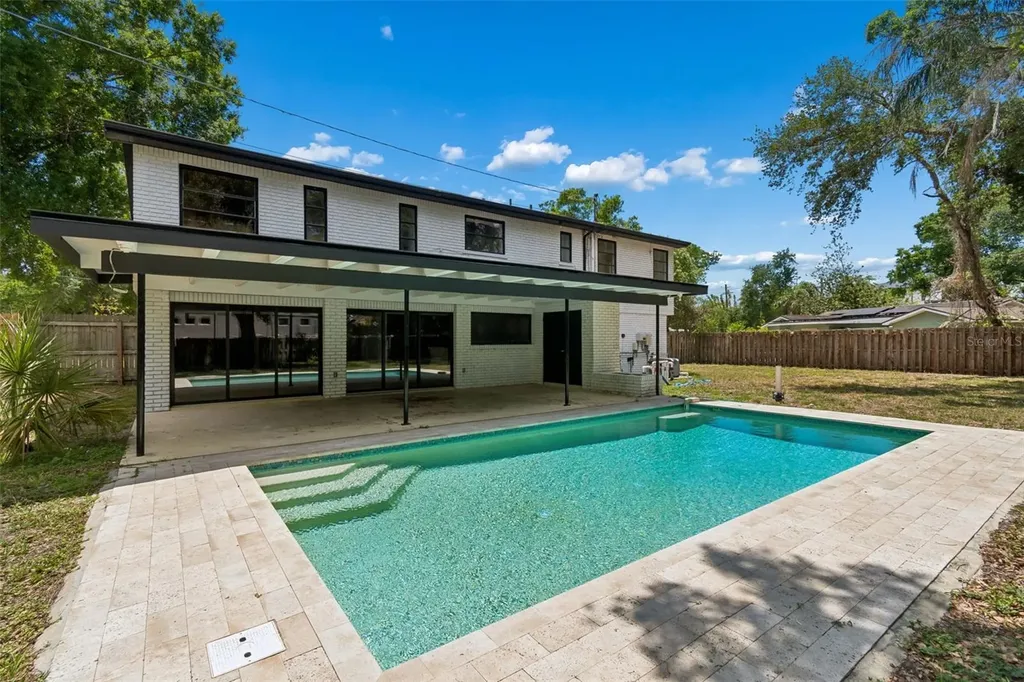 1003 W River Heights Avenue Tampa FL 33603