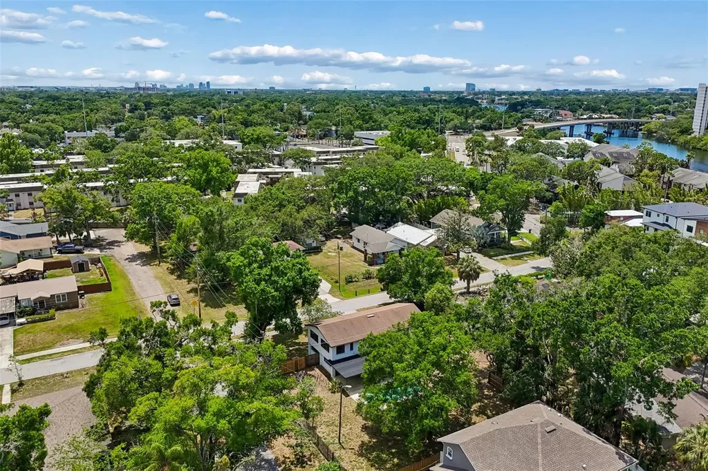 1003 W River Heights Avenue Tampa FL 33603