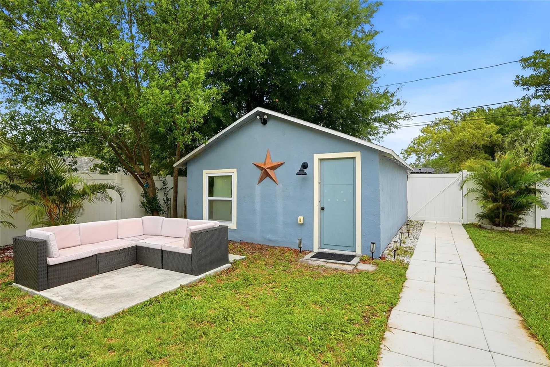 4627 1st Avenue N St Petersburg FL 33713