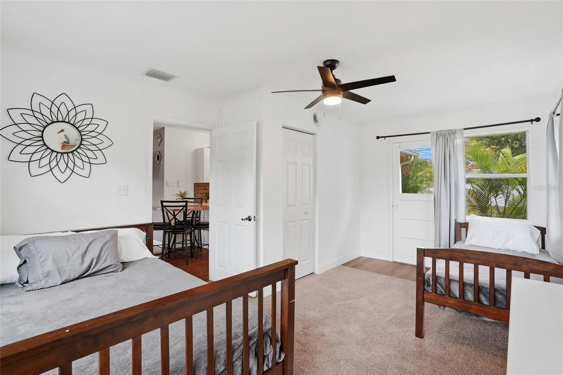 4627 1st Avenue N St Petersburg FL 33713